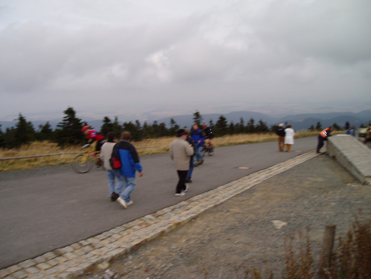 PA080111