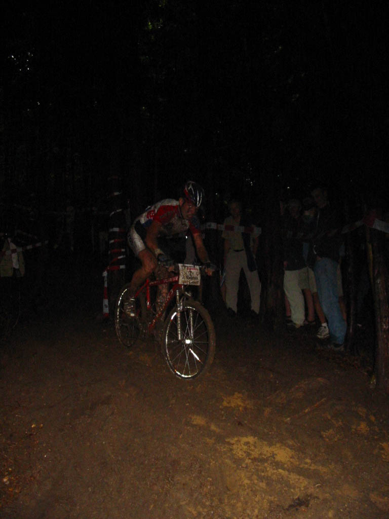 100-0076_IMG