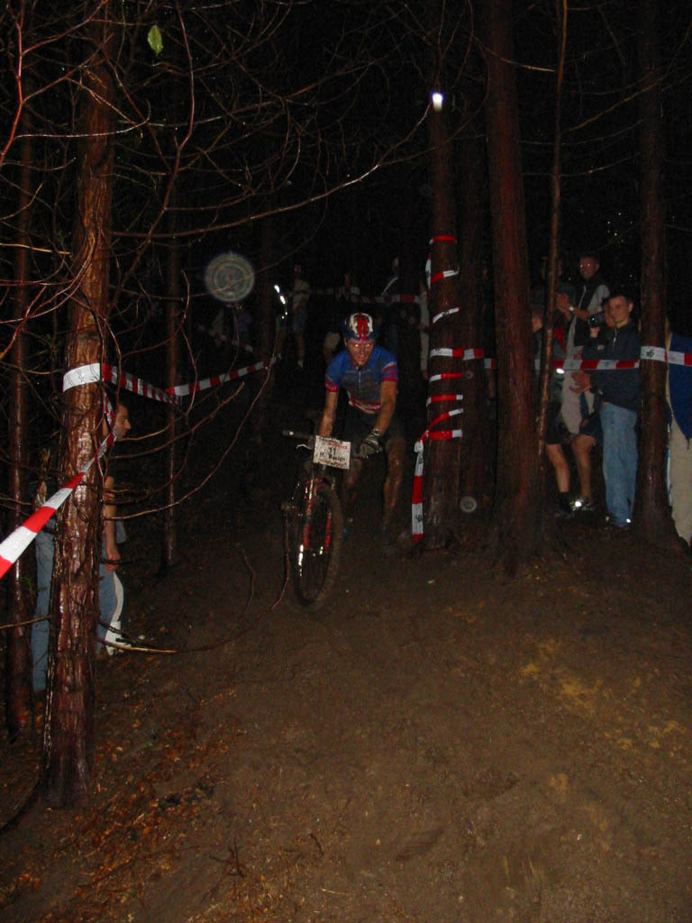 100-0077_IMG